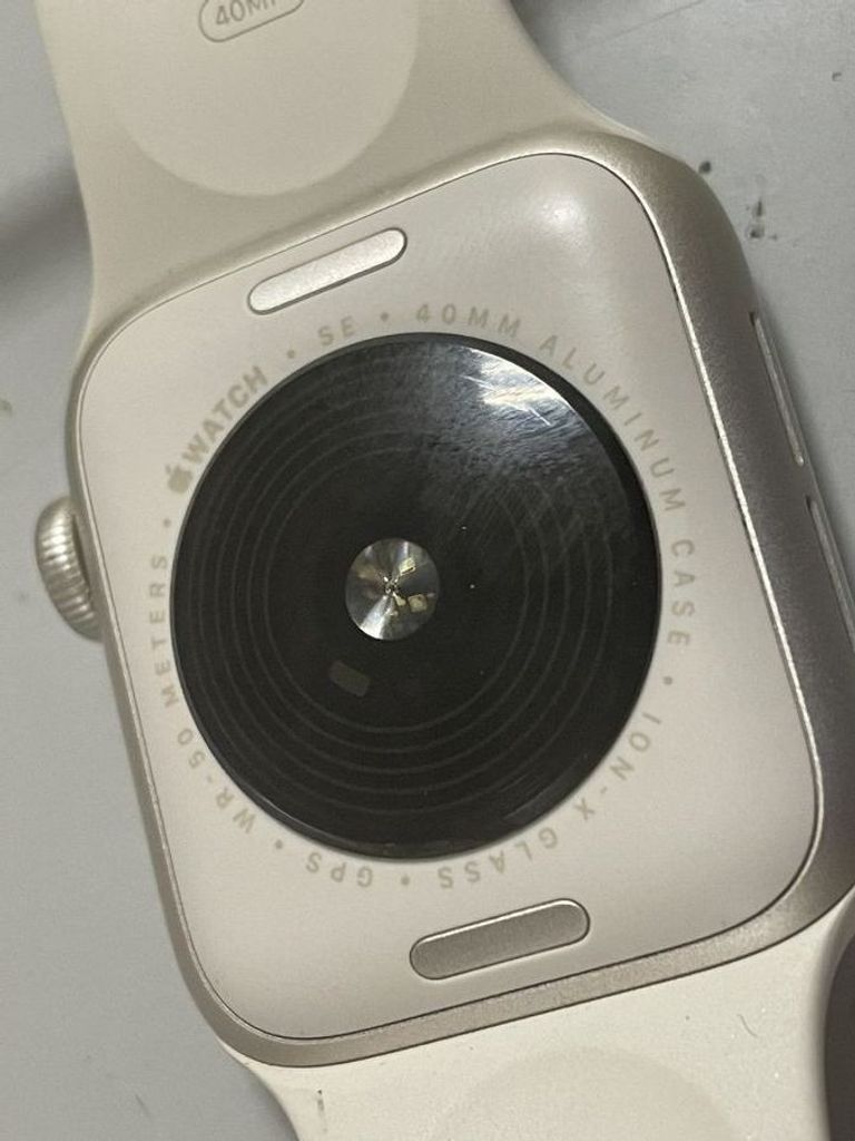 Apple watch se 2 gps 40mm aluminum case with sport Код:01-200595186. Зображення 5