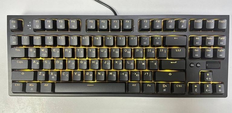 Дешево Gamepro MK180 Outemu Red Hot-Swap Switch White з ломбарду