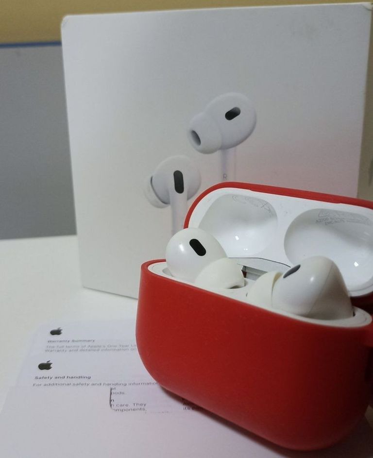Купити Apple airpods pro 2nd generation Б/У