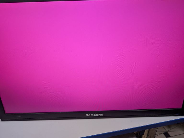 Распродажа Samsung e2220n, продавец Техноскарб