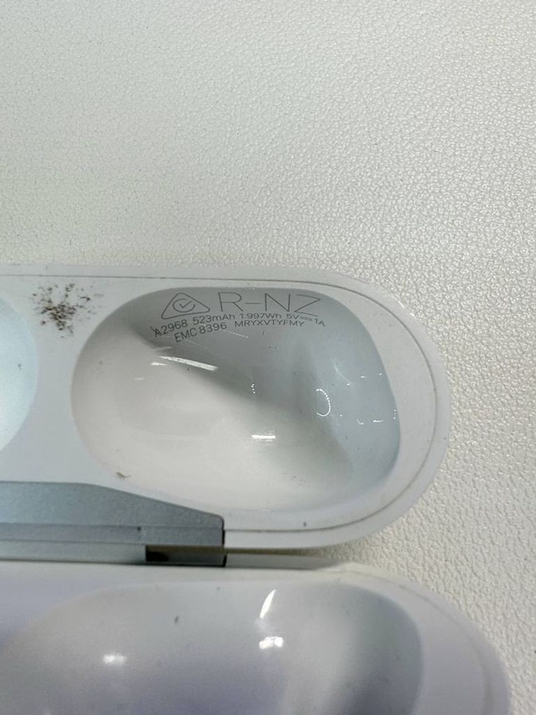 Apple airpods pro 2nd generation with magsafe charging case usb-c Код:01-200763610. Зображення 8