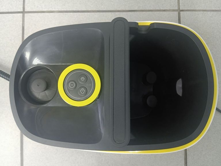 Дешиво Karcher sc 3 deluxe с ломбарда