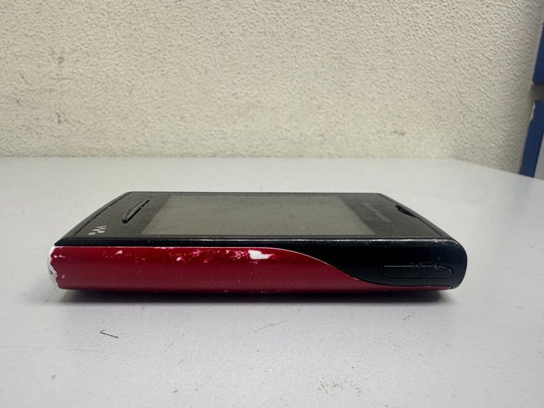 Дешево Sony Ericsson w150i yendo з ломбарду