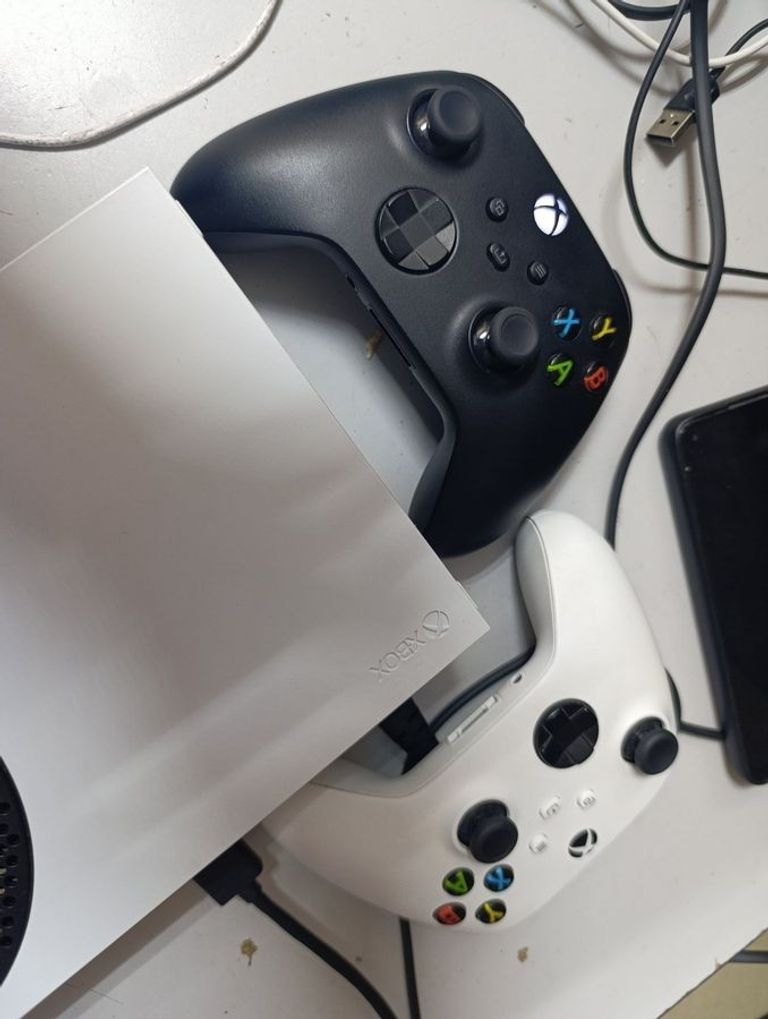 Дешево Microsoft Xbox Series S 512GB (889842651386) з ломбарду