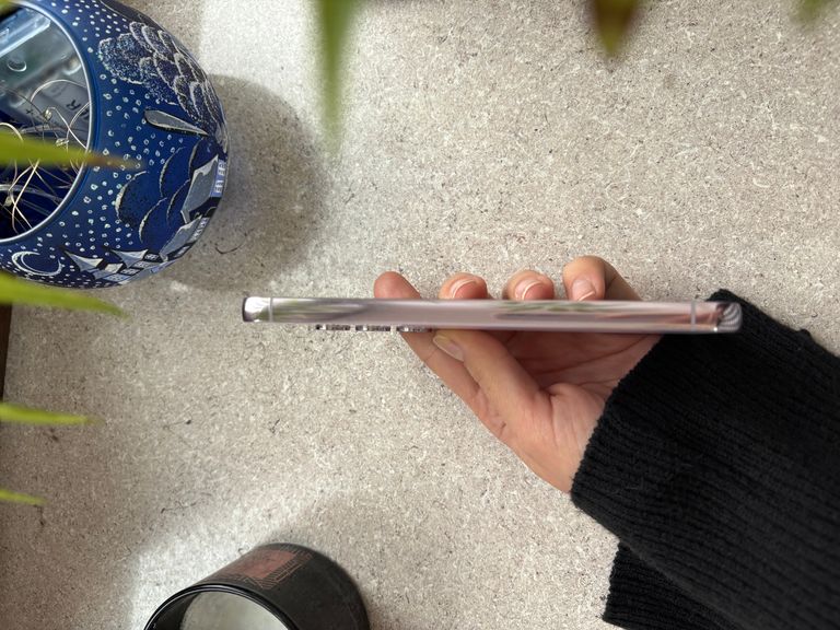 Объявление Samsung Galaxy S23 8/256GB Graphite (SM-S911BZAG) Б/У