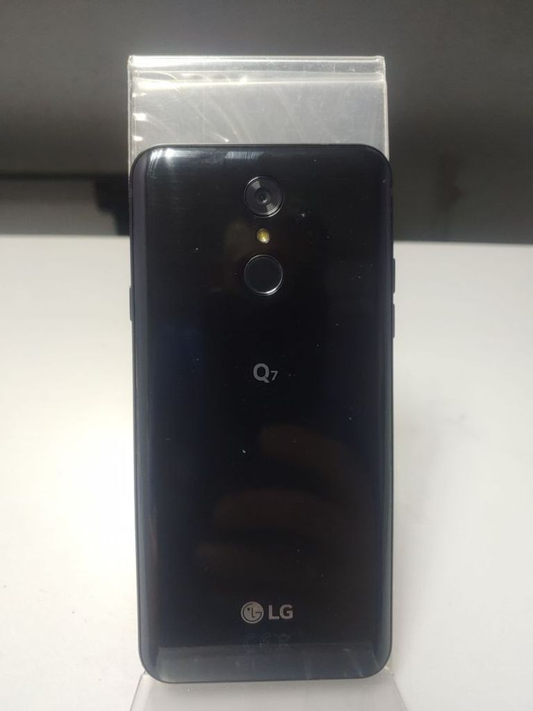 Дешиво Lg q7 3/32gb с ломбарда