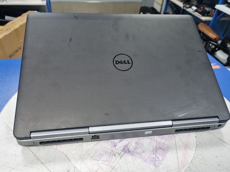 Dell 15.6/core i7-6920hq/ram32gb/ssd1000gb/radeon r9 m375x Код:01-200807628. Изображение 7