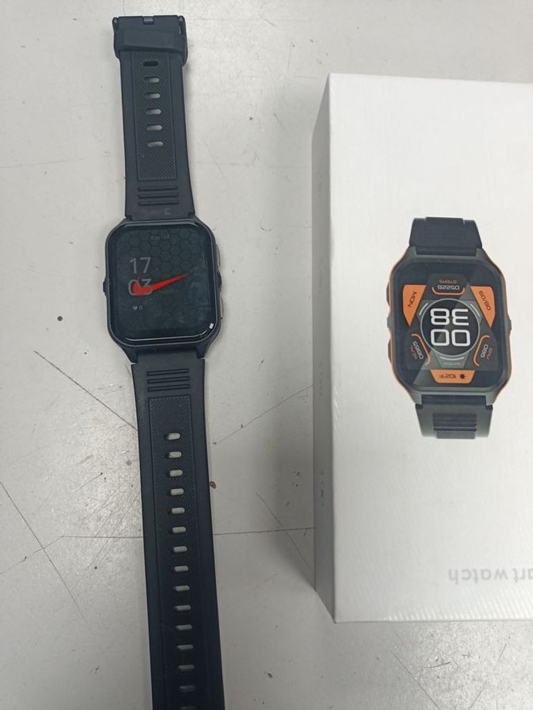 Дешево Smart Watch 110447 з ломбарду