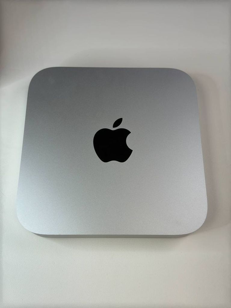 Купить Apple mac mini a2686 mmfj3 m2/8core/ram 8gb/ssd256gb Б/У