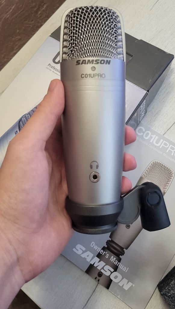 Дешево Samson C01U Pro з ломбарду