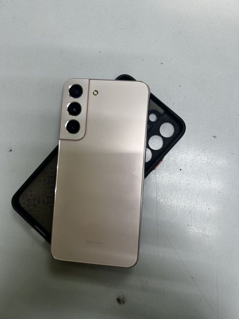 Дешево Samsung galaxy s22 sm-s901u 8/128gb з ломбарду