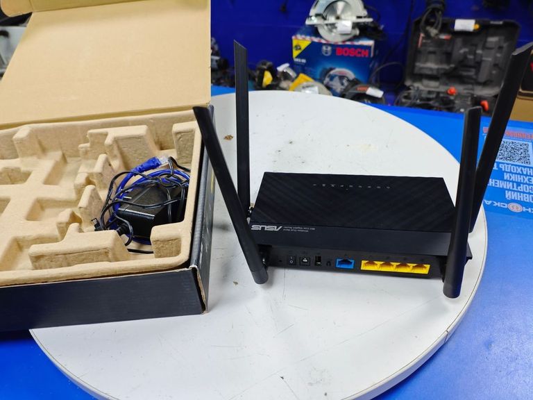 Дешиво ASUS RT-AC57U с ломбарда