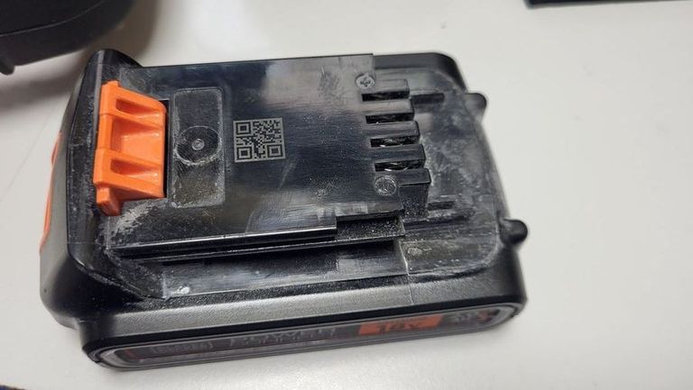 Оголошення Black+decker BCD900B Б/У