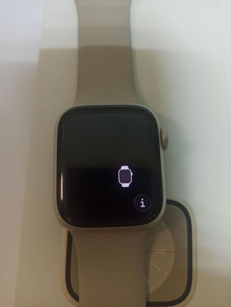 Дешиво Apple watch series 8 gps 41mm aluminum case с ломбарда