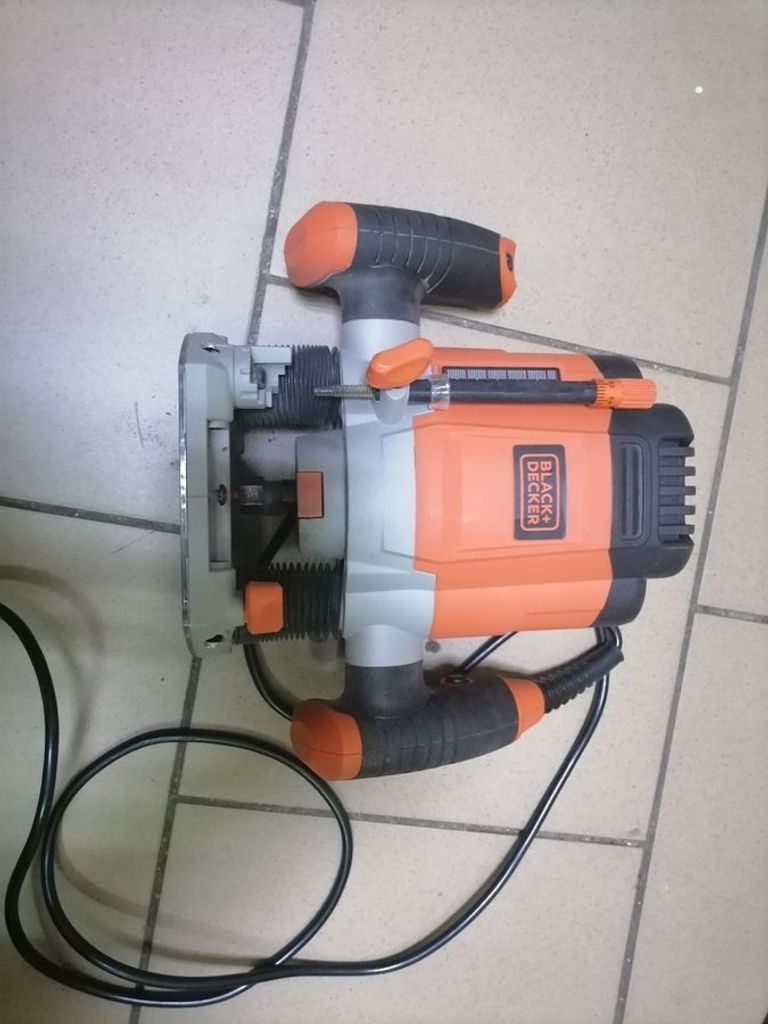 Купити Black&Decker kw1200e Б/У