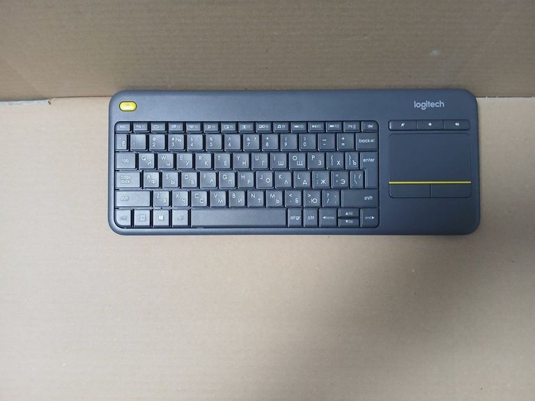 Купити Logitech k400 plus Б/У