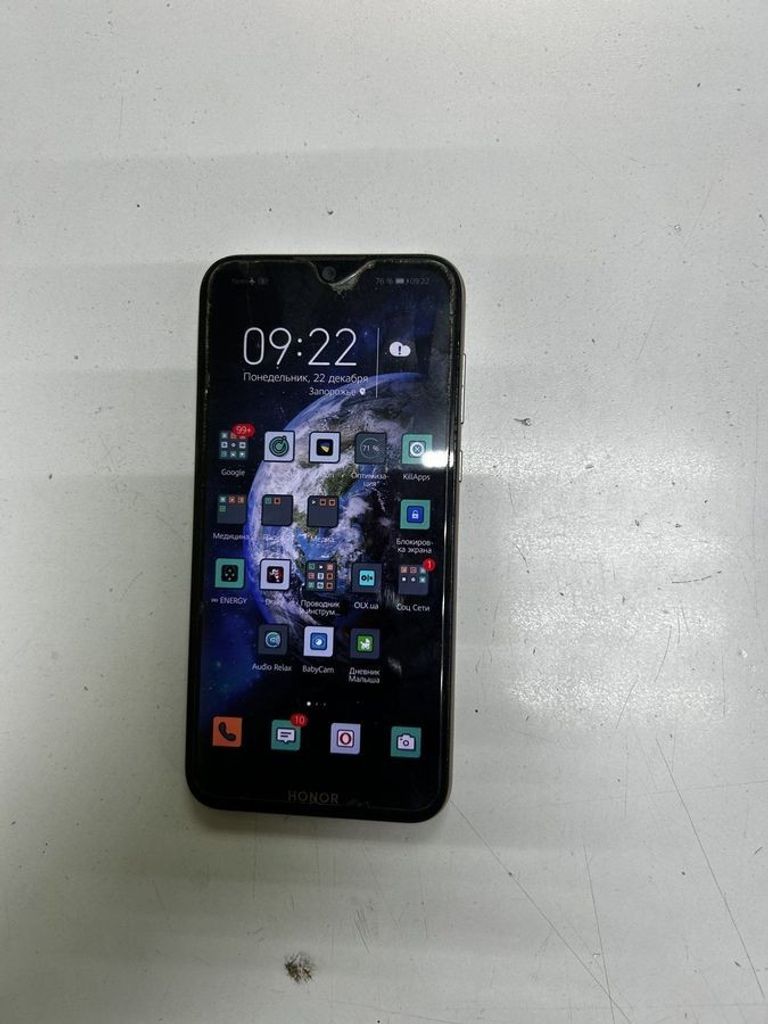 Оголошення Huawei honor 8s 2/32gb ksa-lx9 Б/У