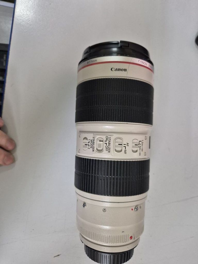 Дешево Canon EF 70-200mm f/2,8L IS II USM з ломбарду