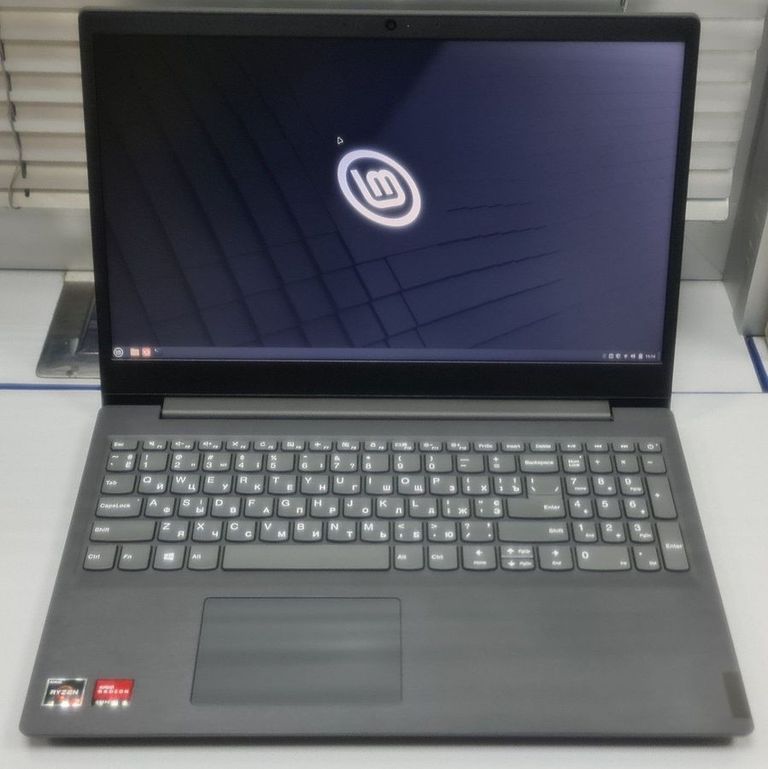 Купити Lenovo 15/ryzen 3 3250u ddr4/8gb ddr4/hdd *відсутній/ssd 256 gb/*інтегрована Б/У