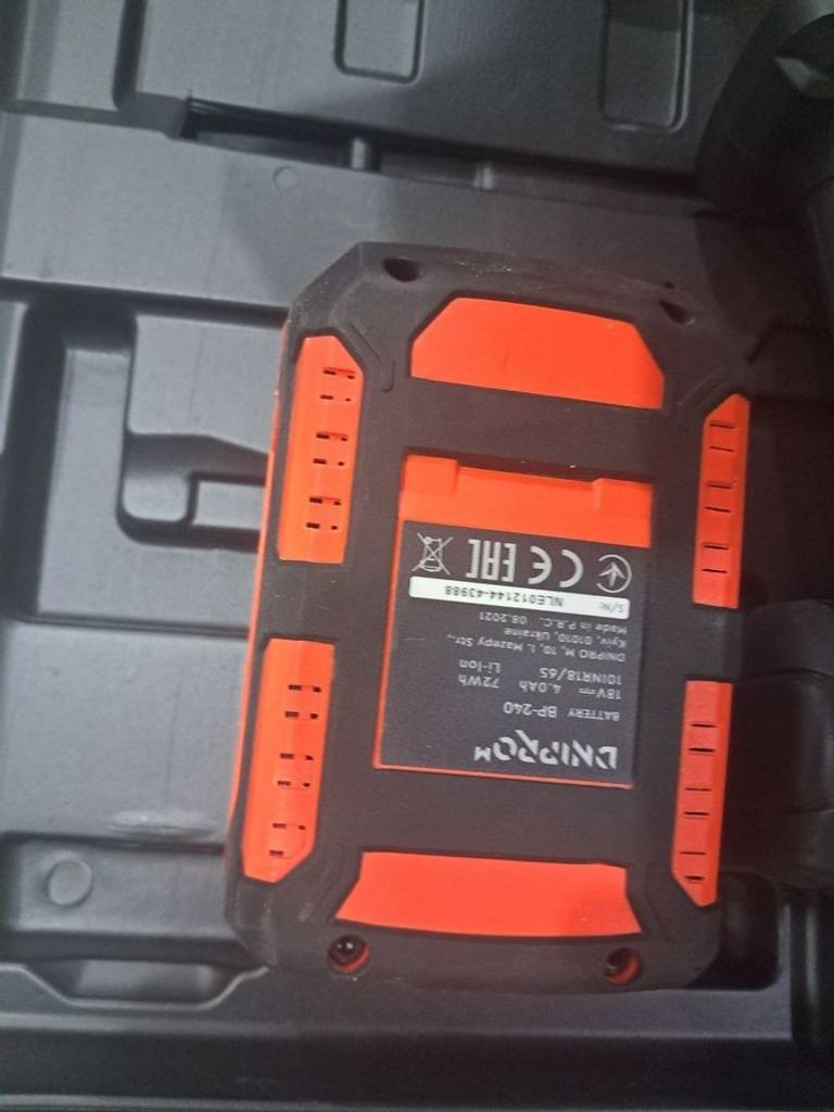 Дешиво Dnipro-M cd-200th 1акб 4ah зп с ломбарда