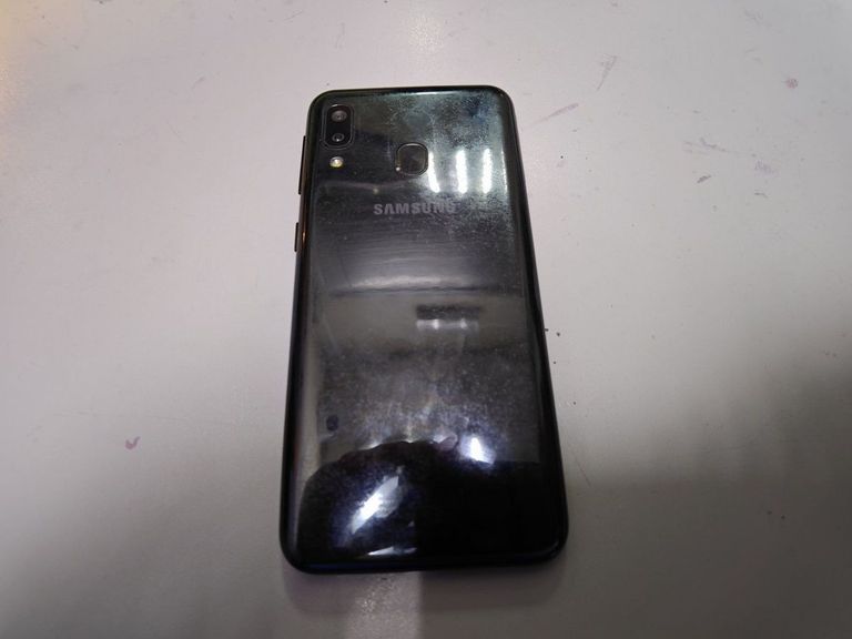Оголошення Samsung galaxy a20e sm-a202f 3/32gb Б/У