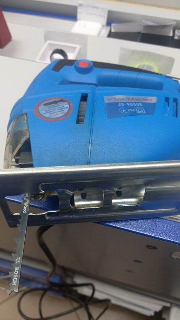 Дешево Baumaster JS-4050E з ломбарду