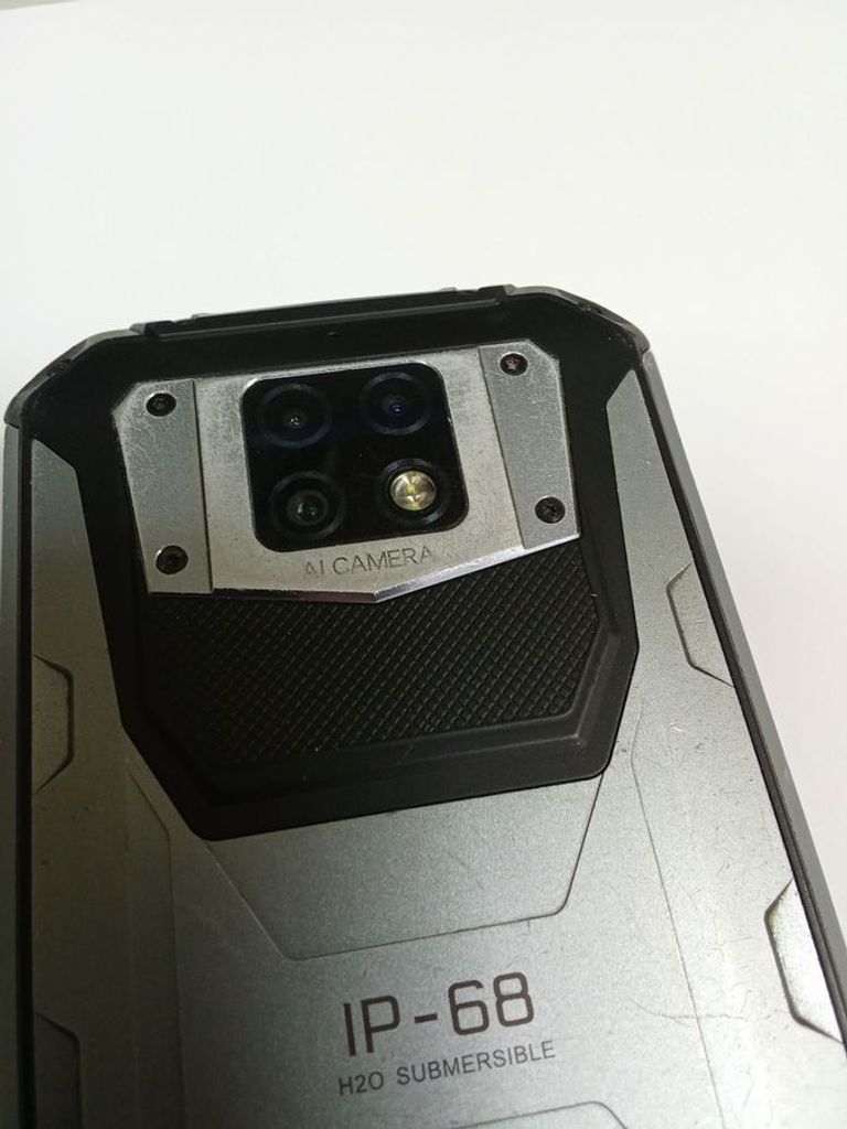 Дешиво Oukitel WP6 6/128GB Black с ломбарда