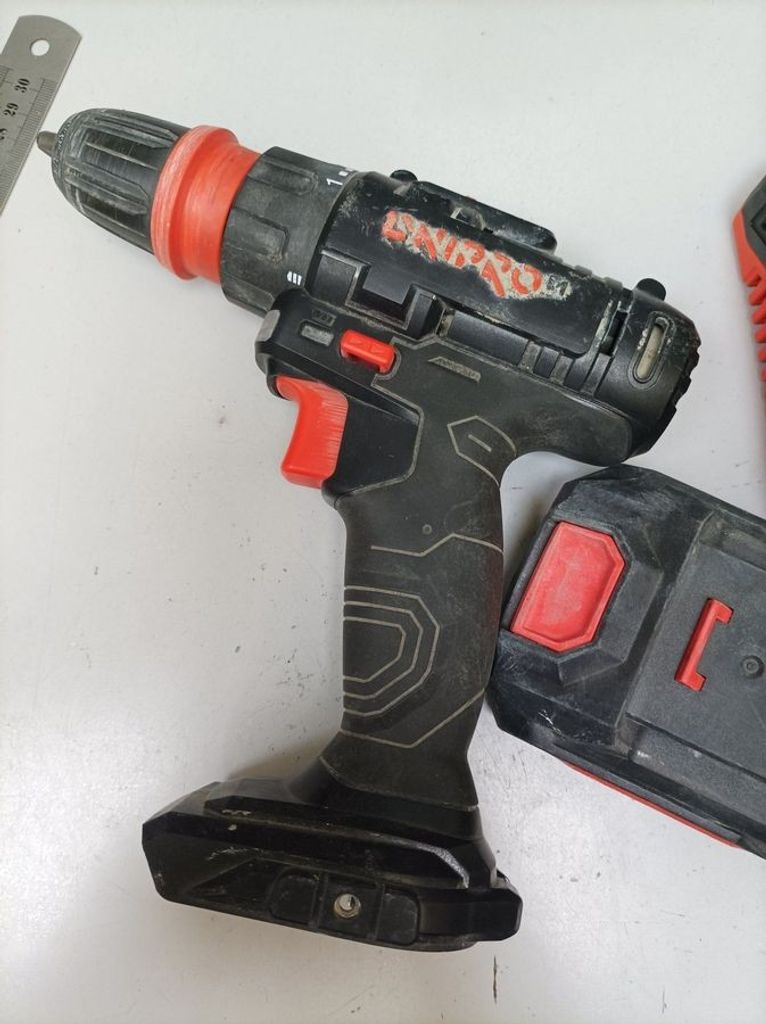 Дешево Dnipro-M cd-218q 1акб 2ah зп з ломбарду