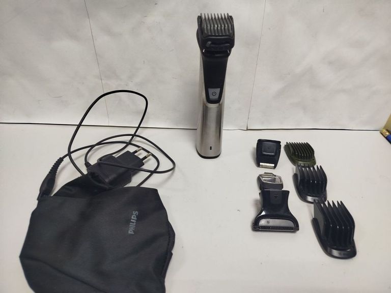 Купить Philips Multigroom Series 7000 MG7745/15 Б/У