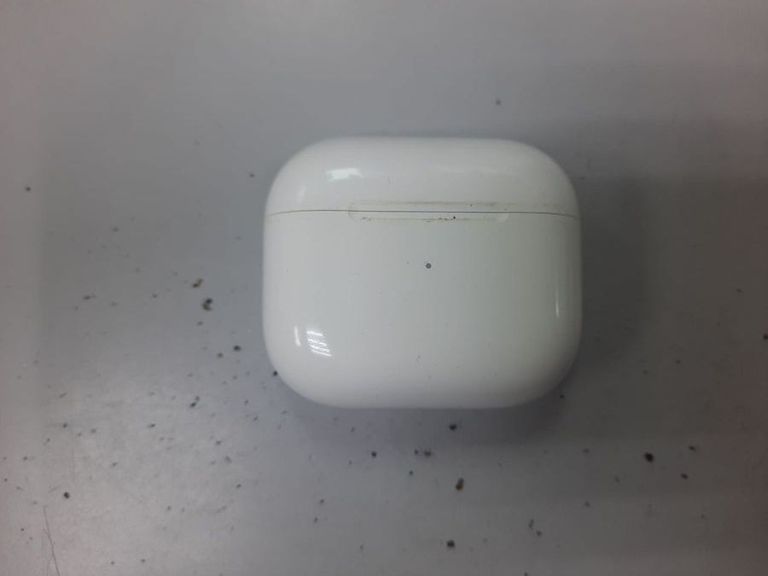 Купить Apple airpods 3rd generation Б/У