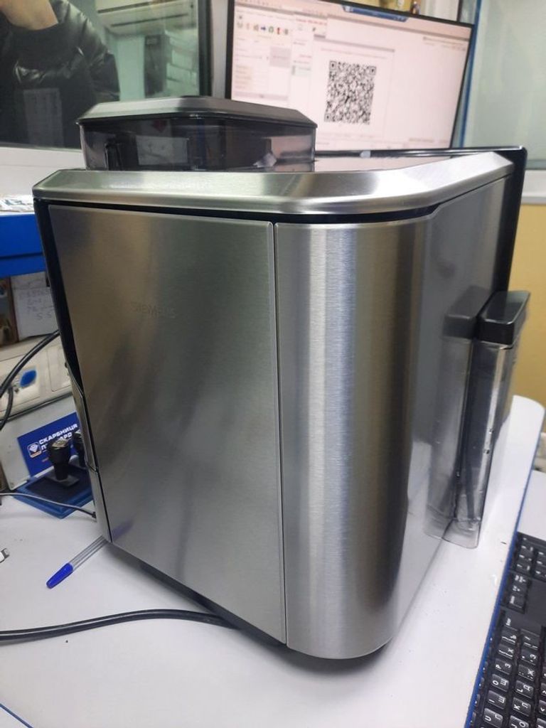 Дешиво Siemens EQ.9 s300 TI923509DE с ломбарда