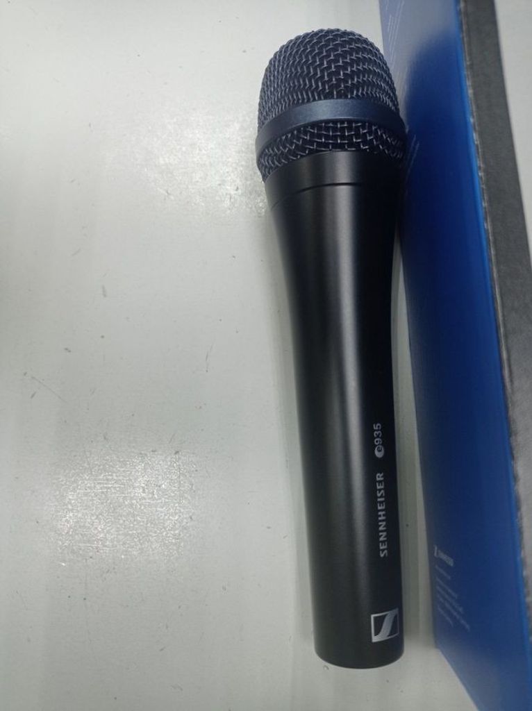 Оголошення Sennheiser e 935 Б/У