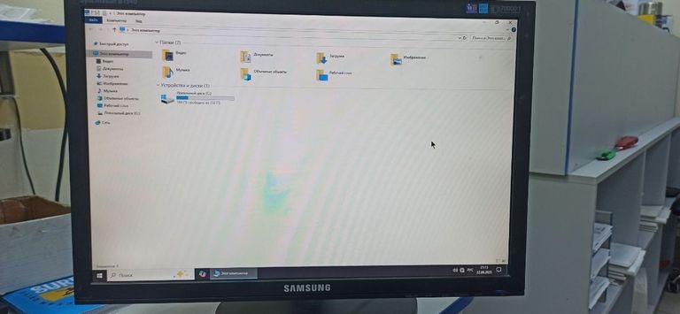 Розпродаж Samsung b1940w, продавець Техноскарб