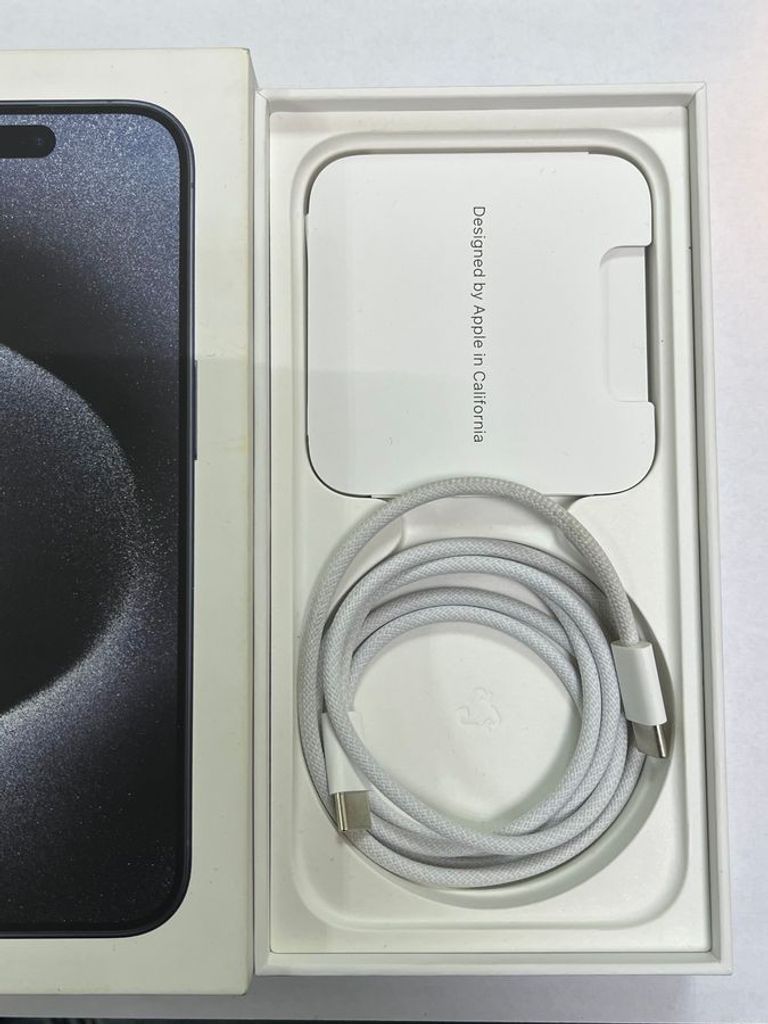 Apple iphone 15 pro 256gb Код:01-200907511. Зображення 6