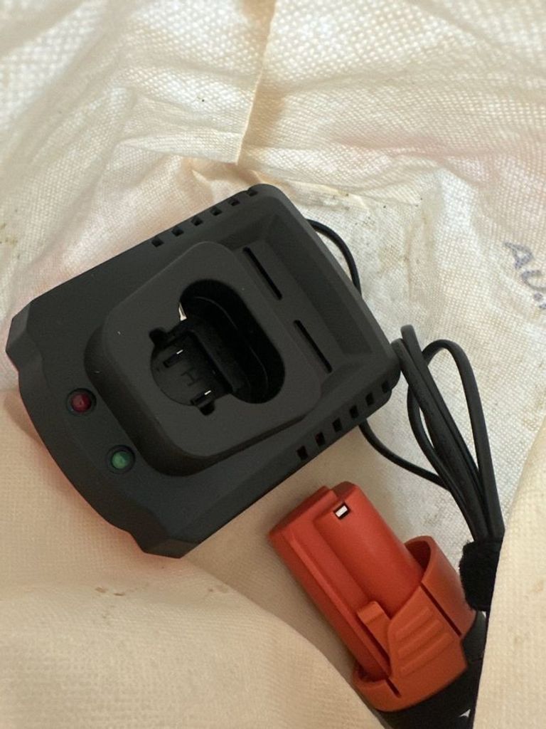 Дешево Dnipro-M cd-12qx з ломбарду