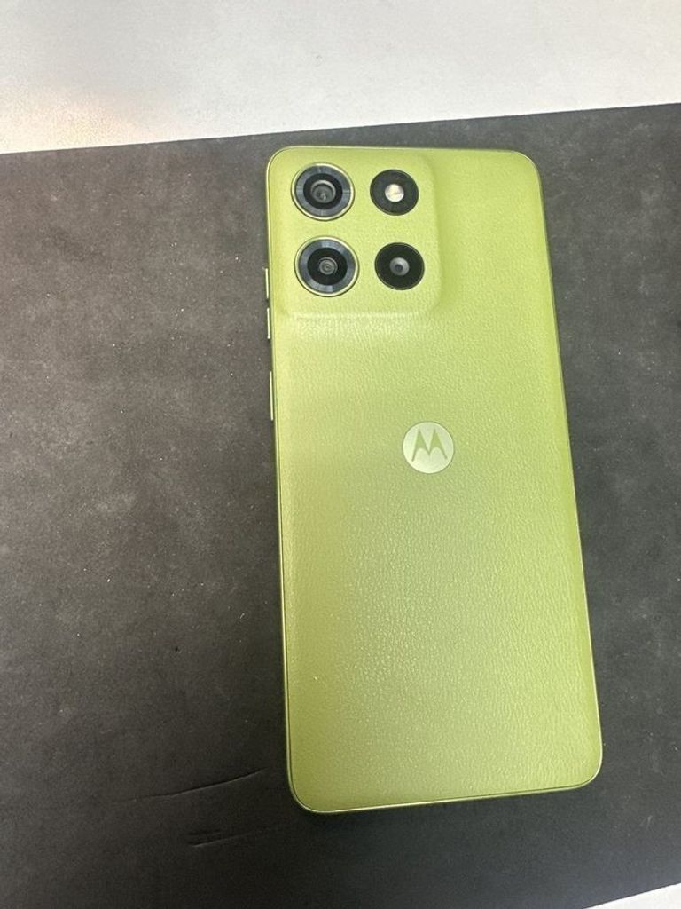 Дешево Motorola moto g15 power 8/256gb з ломбарду