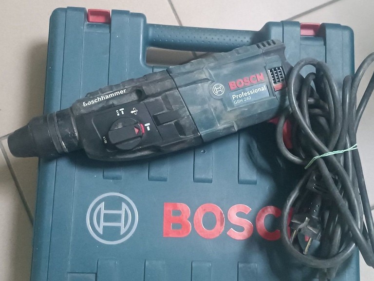 Купити Bosch gbh 240 Б/У