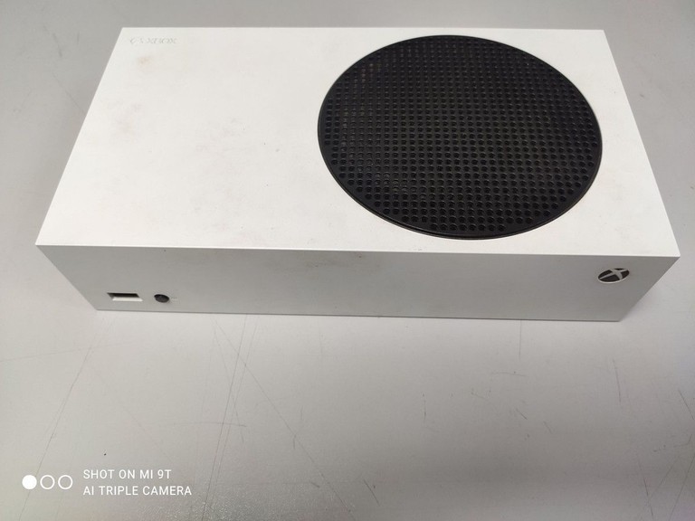 Купить Microsoft xbox series s 512gb Б/У