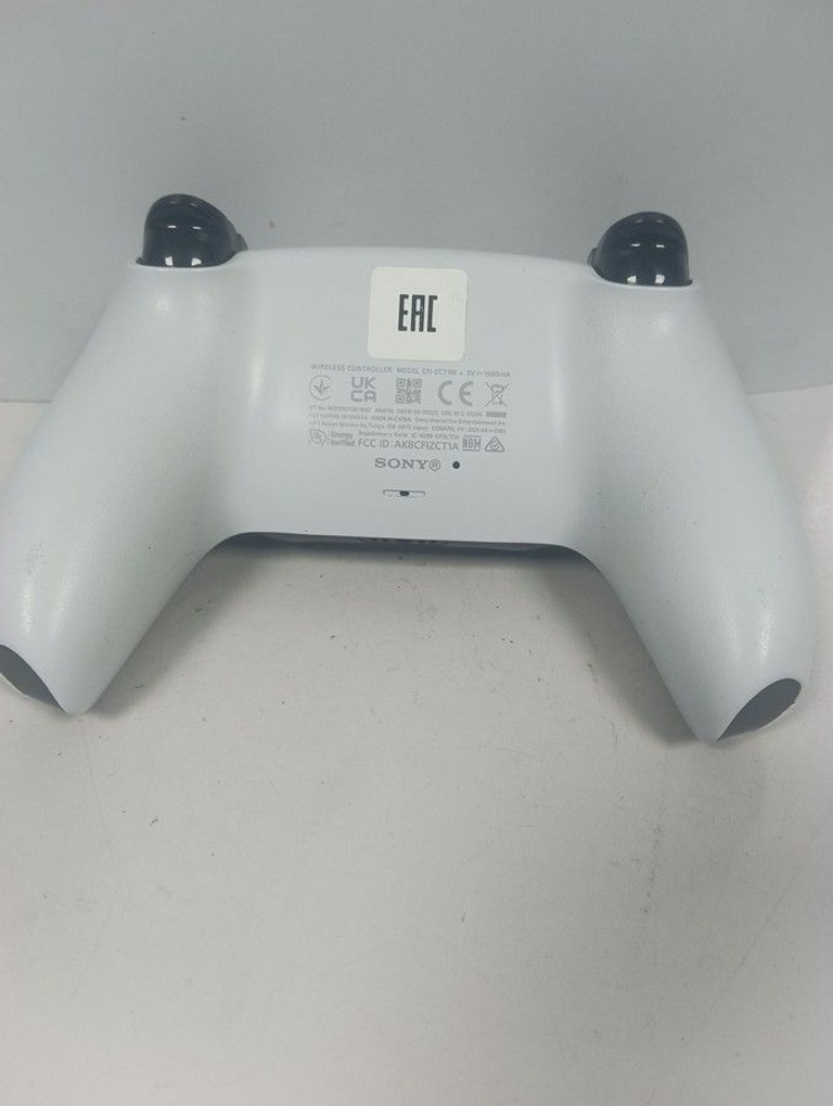 Sony PlayStation 5 825GB Код:01-200975420. Зображення 8