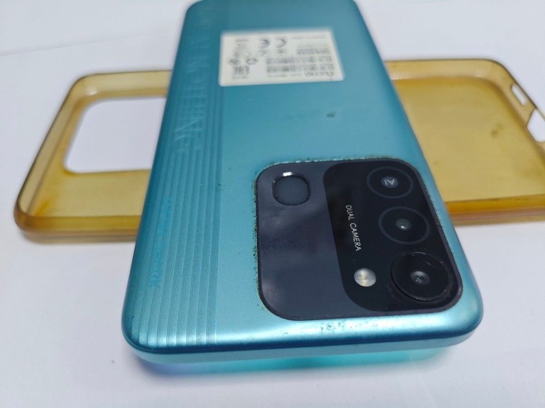 Tecno spark 8c kg5k 4/128gb Код:01-200976620. Зображення 9