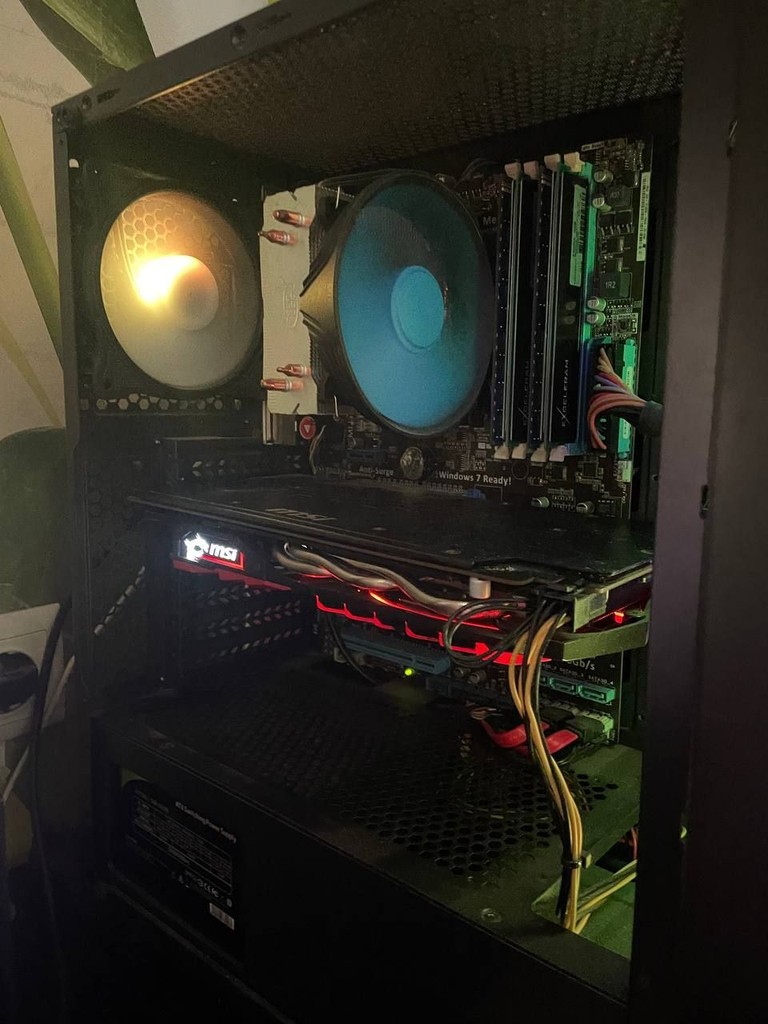 Дешево Ігровий ПК + монітор + клавіатура Комп'ютер Для Ігор INTEL I7 3770 GTX 1060 24 GB 120 SSD+HDD 16 500 грн. з ломбарду