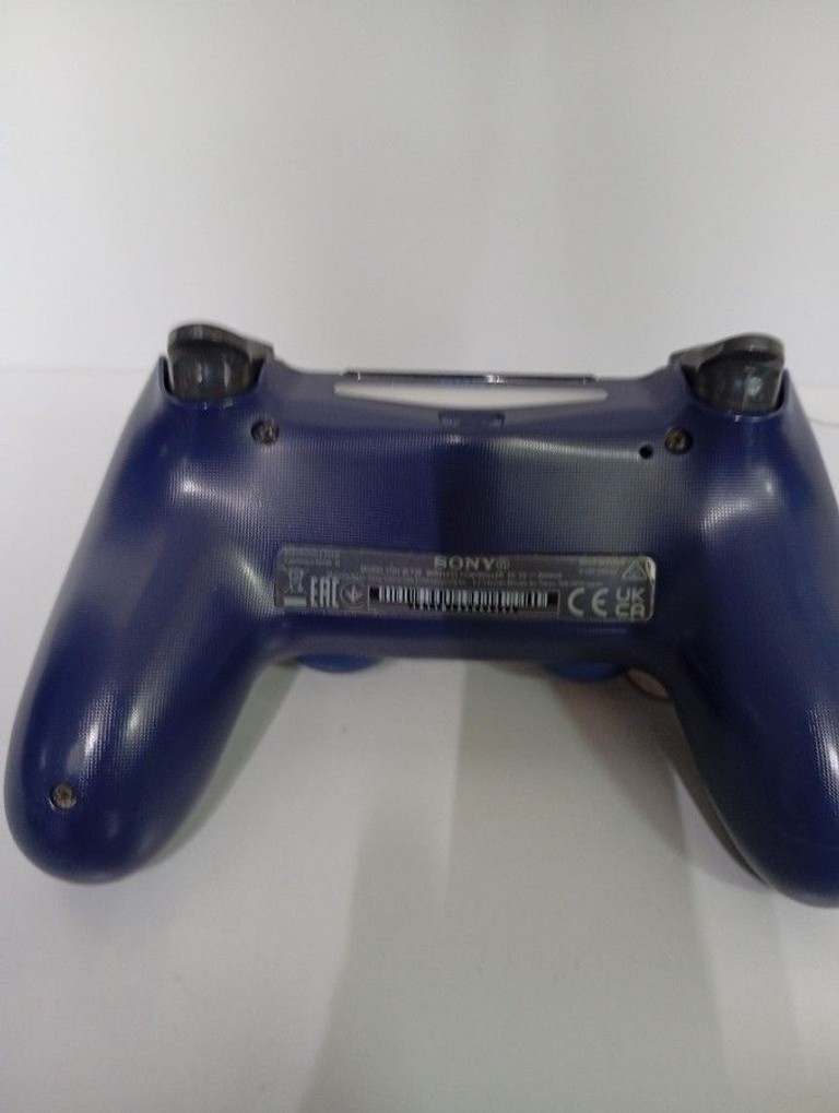 Дешево Sony dualshock 4 v2 з ломбарду