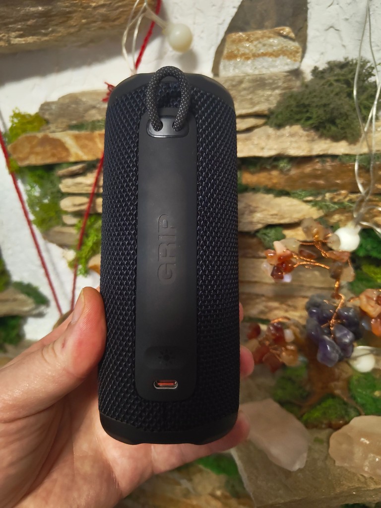 Объявление JBL Grip (Black) Б/У