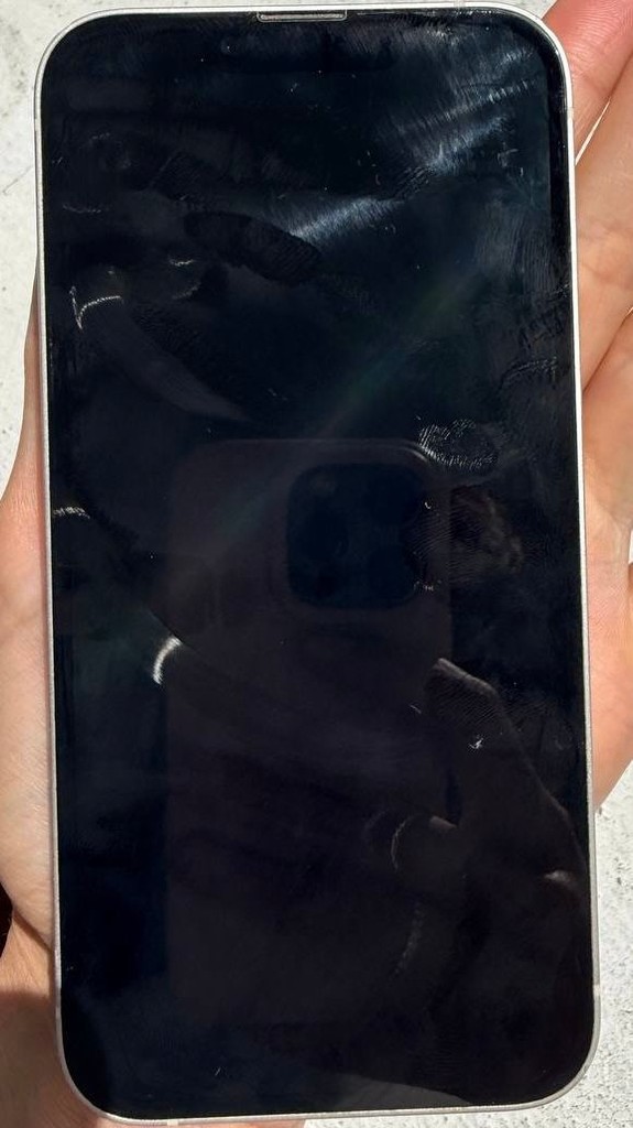 Купити iPhone 13,128 gb Б/У