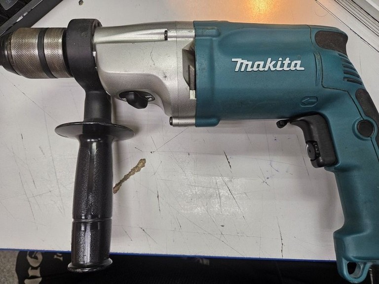 Купити Makita DP4011 Б/У