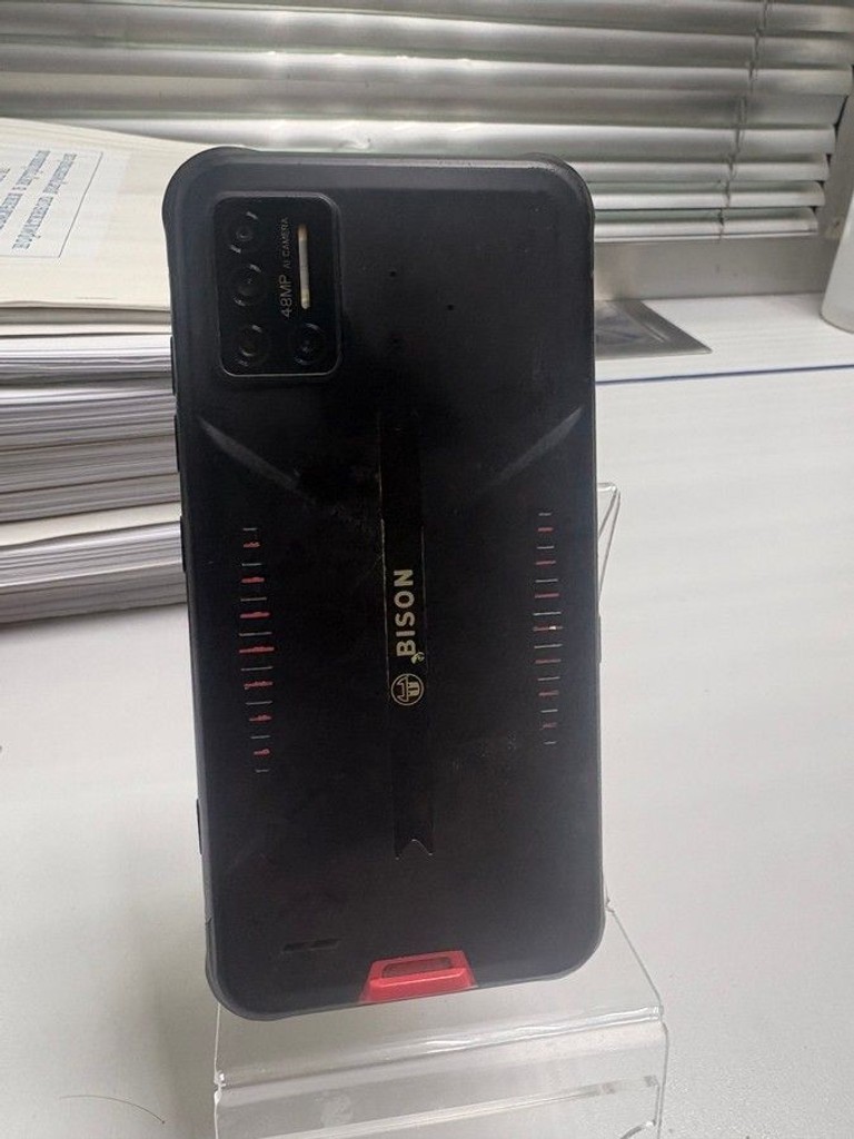 Дешиво Umidigi bison 8/128gb с ломбарда