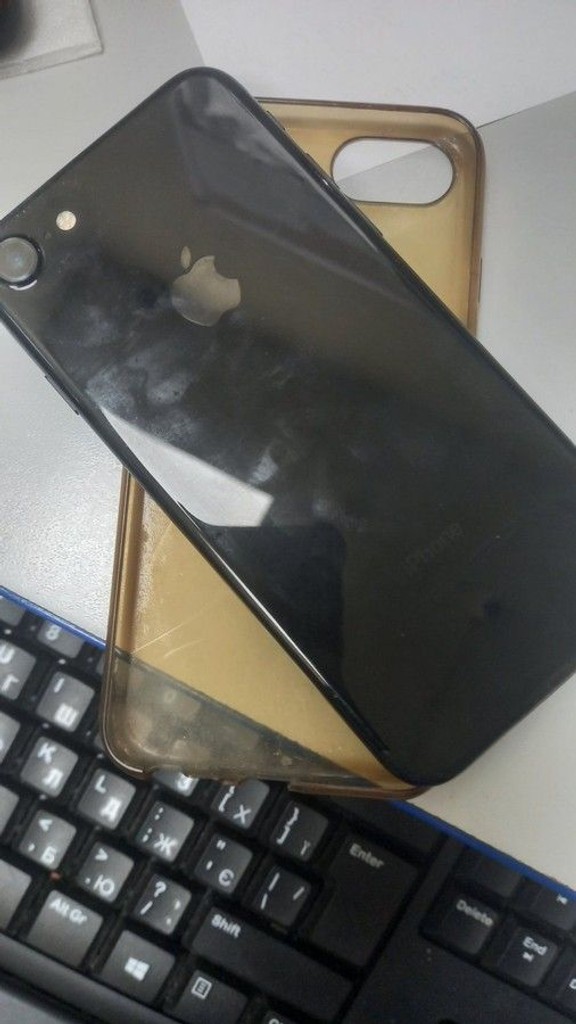 Купити Apple iphone 7 128gb Б/У