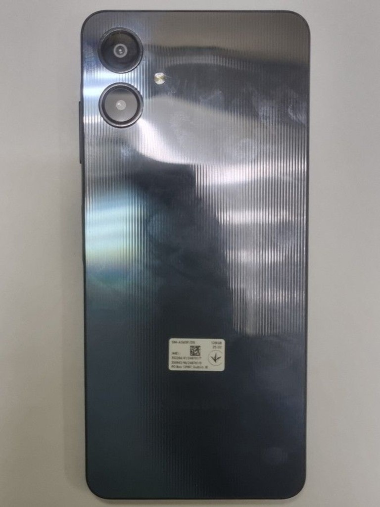 Распродажа Samsung galaxy a06 4/128gb, продавец Техноскарб