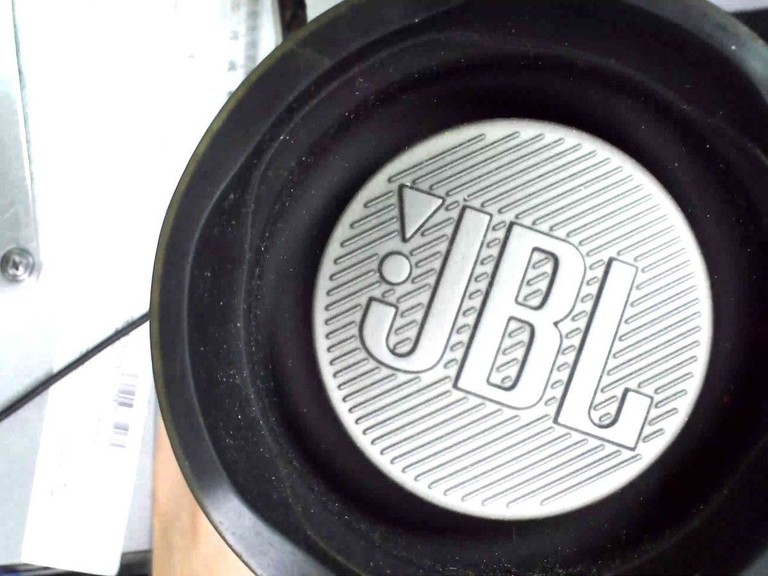 Объявление Jbl charge 4 Б/У