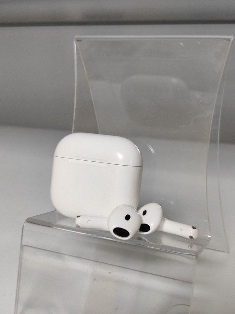 Розпродаж Apple airpods 4 with active noise cancellation, продавець Техноскарб